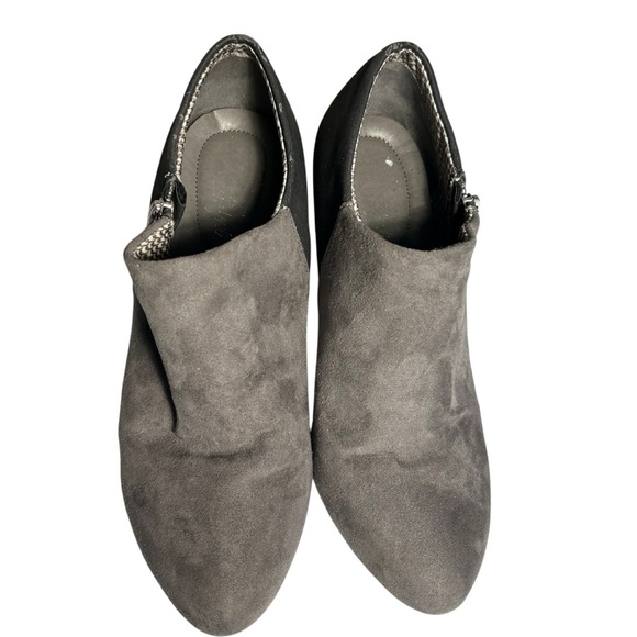 Dexflex Comfort Two Tone Gray Spiked Heel Bootie Sz 8 - Picture 3 of 12